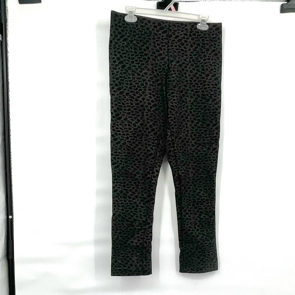 Atelier Luxe Boutique leopard print pull on career pants
